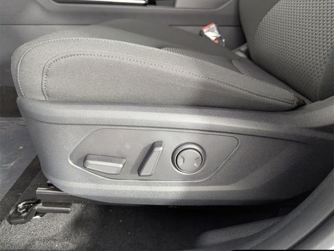 New 2026 Kia Sportage LX image 13