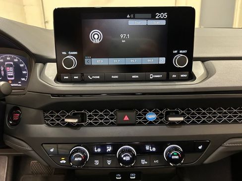 Used 2024 Honda Accord EX image 24
