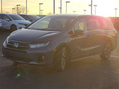 New 2026 Honda Odyssey Elite image 5
