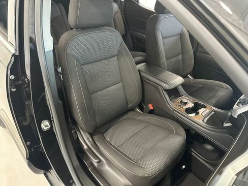 Used 2023 GMC Acadia SLE w/ Driver Convenience Package AWD/4WD image 33