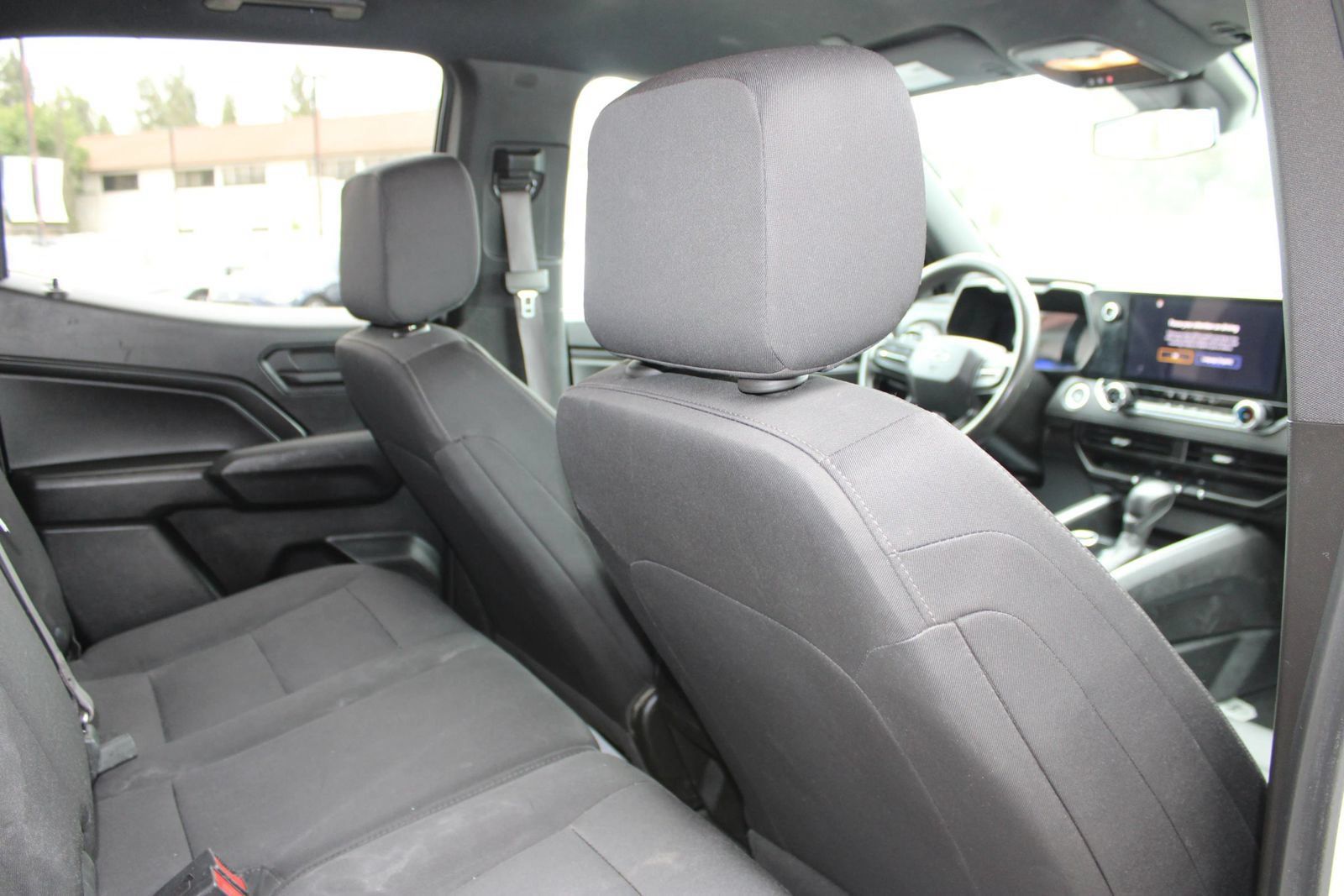 Used 2024 Chevrolet Colorado Trail Boss w/ Technology Package AWD/4WD image 13
