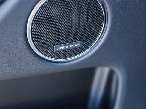 New 2024 Land Rover Discovery Sport S image 22