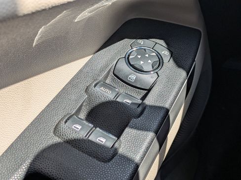 Used 2020 Ford EcoSport S image 23