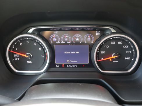 Used 2021 Chevrolet Tahoe Z71 w/ Z71 Off-Road Package AWD/4WD image 25