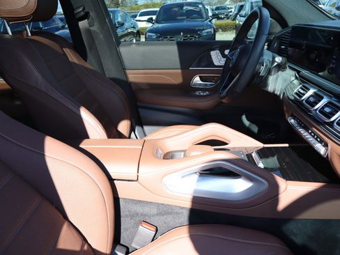 Used 2024 Mercedes-Benz GLE 450 4MATIC image 15