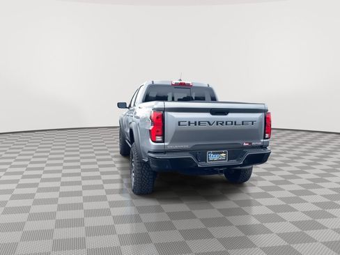 Used 2025 Chevrolet Colorado ZR2 w/ Technology Package image 7