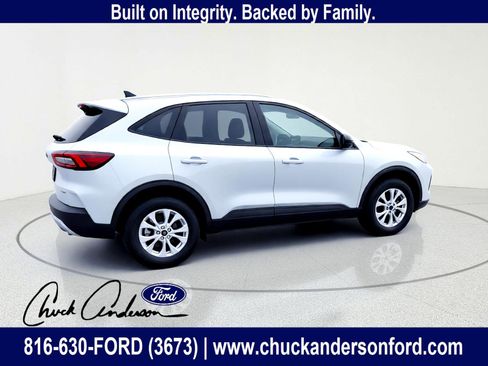 New 2026 Ford Escape Active w/ Cold Weather Package AWD/4WD image 9