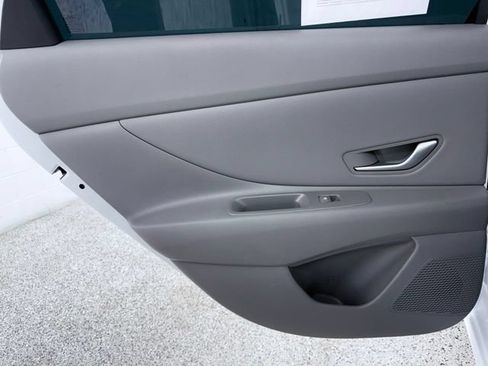 Used 2026 Hyundai Elantra Sport FWD image 19