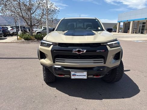 Certified 2024 Chevrolet Colorado ZR2 w/ Technology Package AWD/4WD image 2