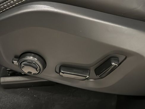 New 2026 Volvo XC90 T8 Ultra w/ Protection Package Premier AWD/4WD image 24