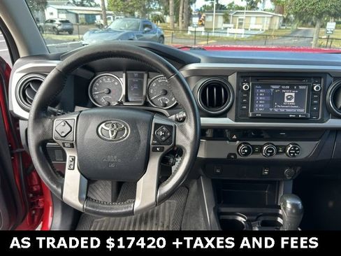 Used 2017 Toyota Tacoma SR image 17