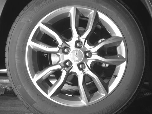 Used 2024 GMC Terrain SLT image 15