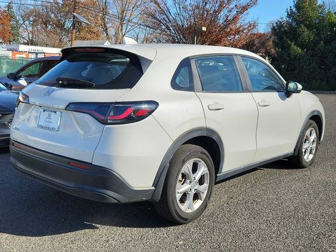 Certified 2023 Honda HR-V LX image 6