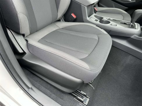 Certified 2025 Subaru Crosstrek 2.0i Premium image 9