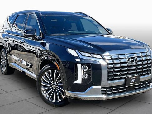 Used 2025 Hyundai Palisade Calligraphy AWD/4WD image 3