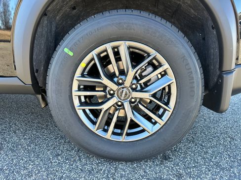 New 2026 Nissan Rogue S image 19