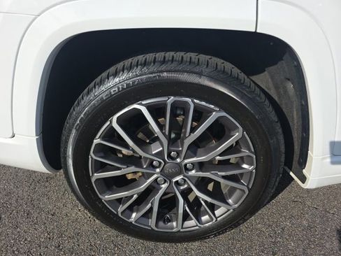 Used 2022 Jeep Grand Cherokee L Summit AWD/4WD image 11