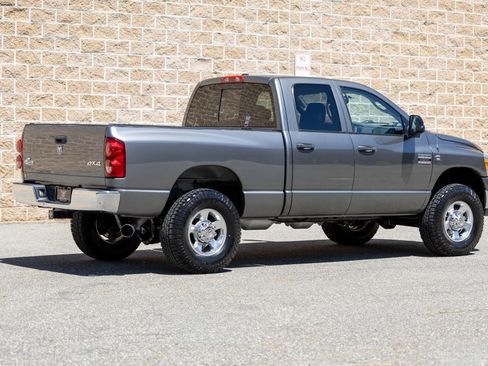 Used 2008 Dodge Ram 2500 Truck SLT w/ Popular Equipment Group AWD/4WD image 18
