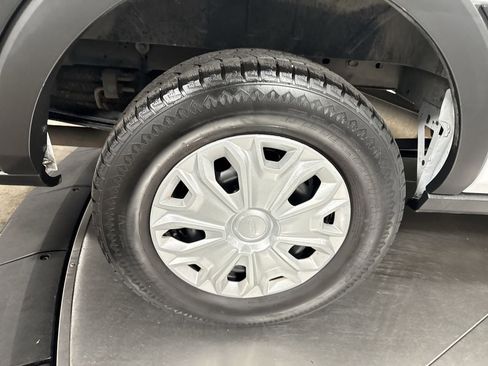 Used 2021 Ford Transit 350 XLT image 13