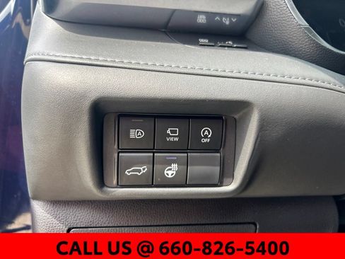 Used 2023 Toyota Highlander Platinum FWD image 14