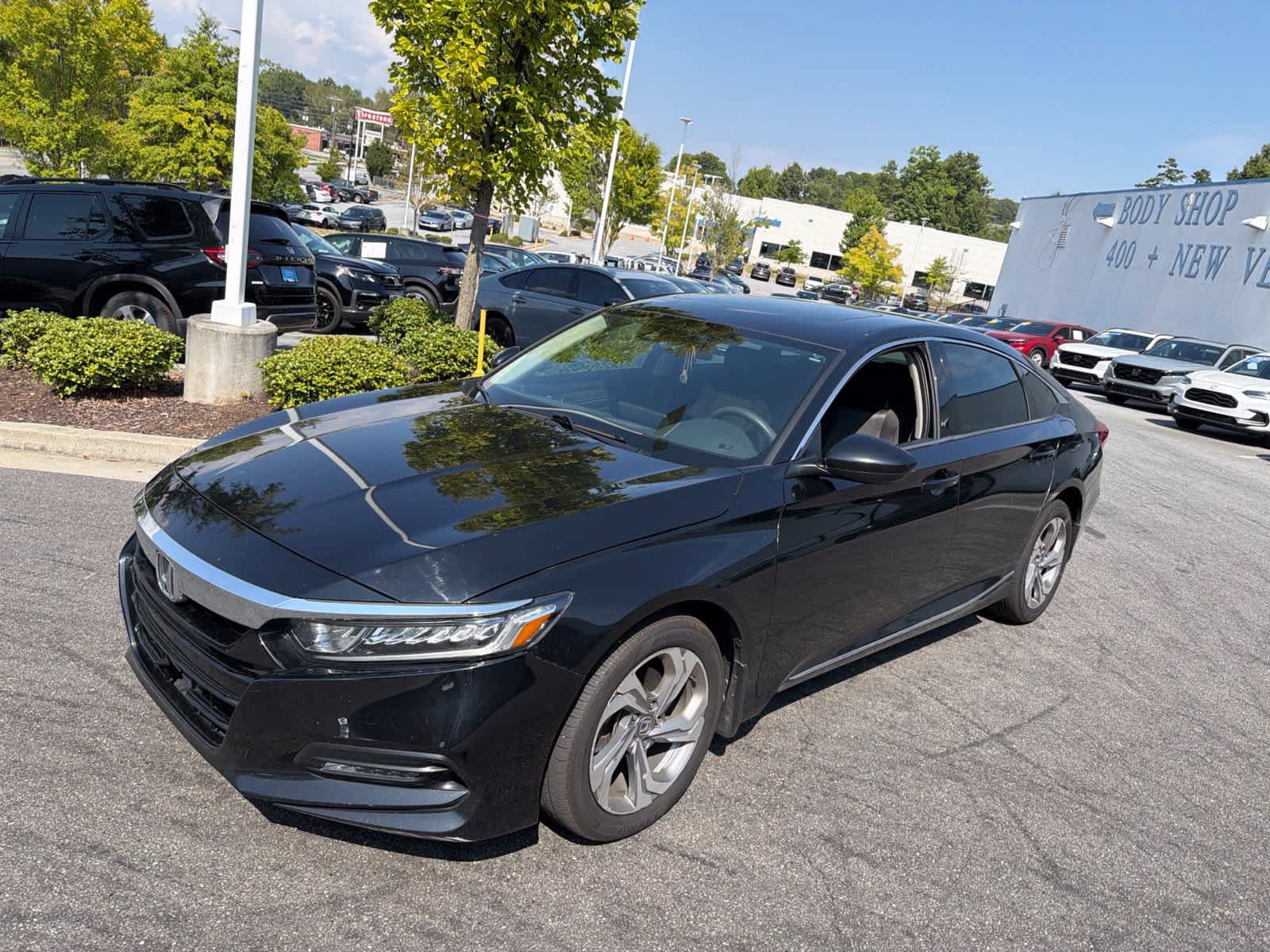 Used 2018 Honda Accord EX image 5