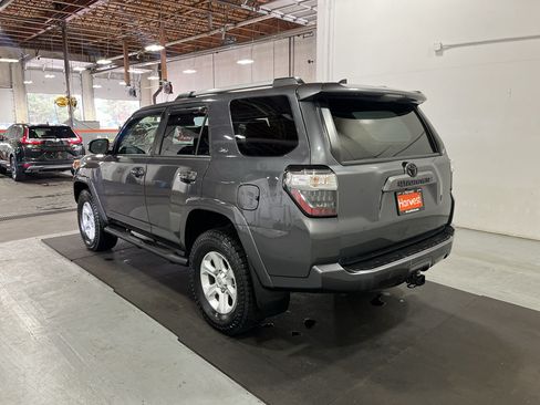 Used 2021 Toyota 4Runner SR5 Premium AWD/4WD image 9