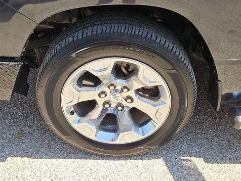 Used 2020 RAM 1500 Lone Star RWD image 12