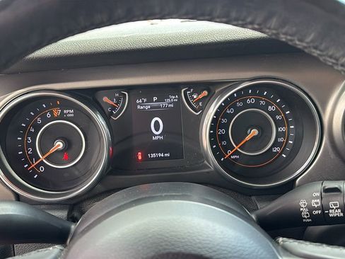 Used 2018 Jeep Wrangler Unlimited Sport S AWD/4WD image 16