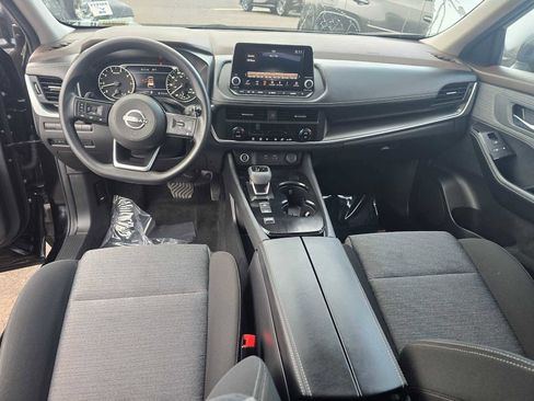 Used 2023 Nissan Rogue SV image 21