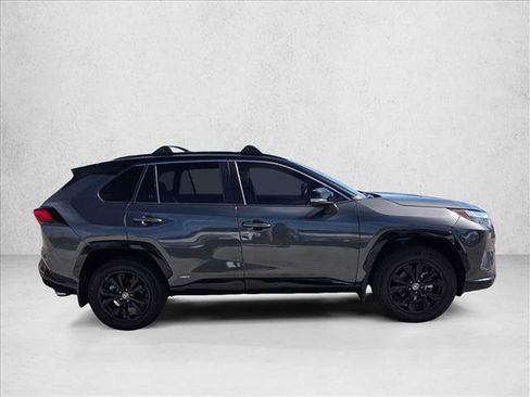 Certified 2022 Toyota RAV4 XSE AWD/4WD image 4