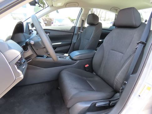Used 2023 Honda Accord LX image 11