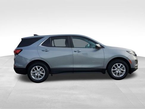 Used 2023 Chevrolet Equinox LT FWD image 6
