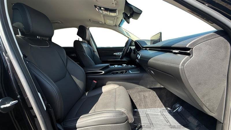 Used 2025 Genesis GV70 2.5T AWD/4WD image 17