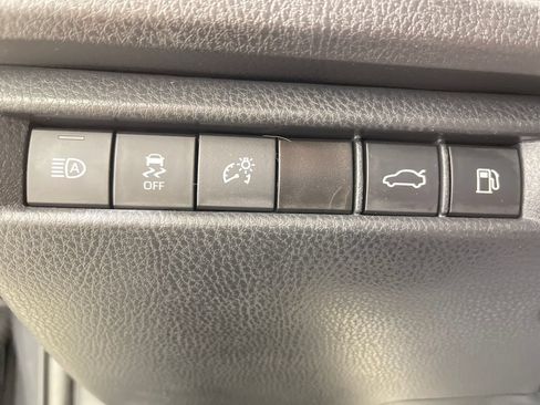Certified 2025 Toyota Camry SE FWD image 29