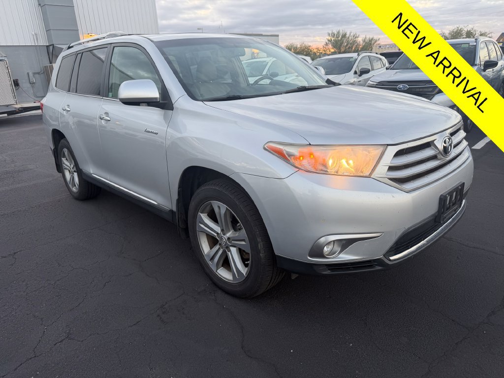 Used 2012 Toyota Highlander Limited w/ Tow Pkg AWD/4WD image 1
