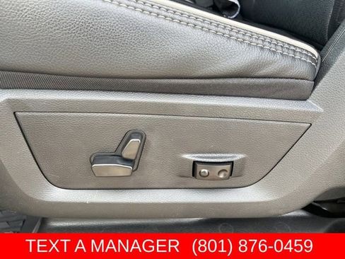 New 2026 RAM 2500 Laramie AWD/4WD image 18