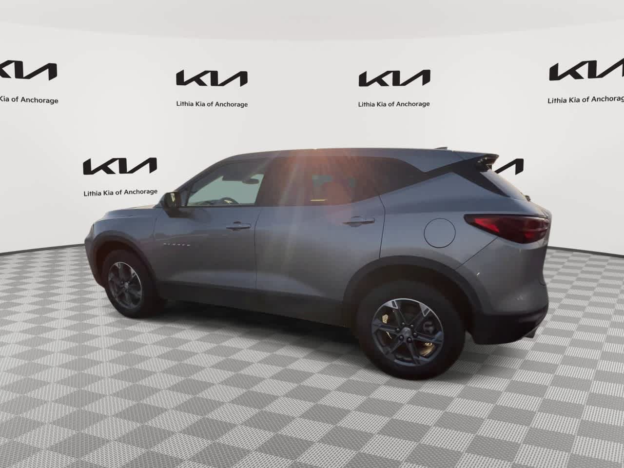Used 2025 Chevrolet Blazer LT AWD/4WD image 6