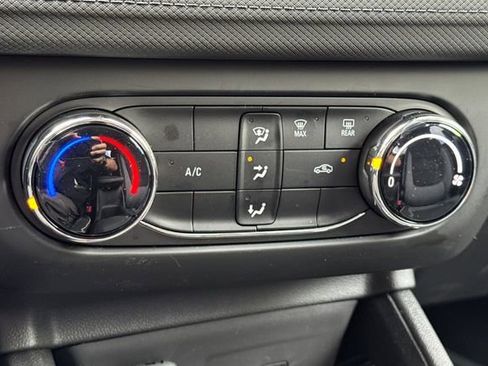 Used 2026 Chevrolet TrailBlazer LS w/ LS Convenience Package image 28