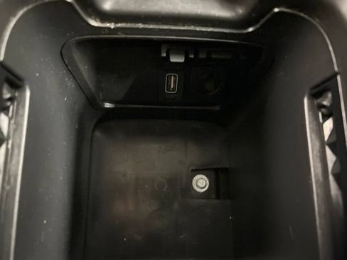 Used 2019 Honda CR-V LX image 13