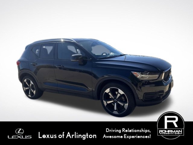 Used 2020 Volvo XC40 T5 Momentum w/ Protection Package Premier AWD/4WD image 2