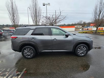 Used 2025 Nissan Pathfinder SV