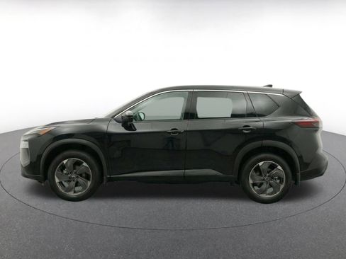 Used 2025 Nissan Rogue SV FWD image 4