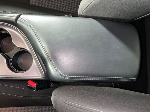 Used 2023 Dodge Challenger R/T image 22