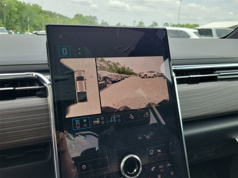 New 2025 GMC Sierra EV Denali image 22