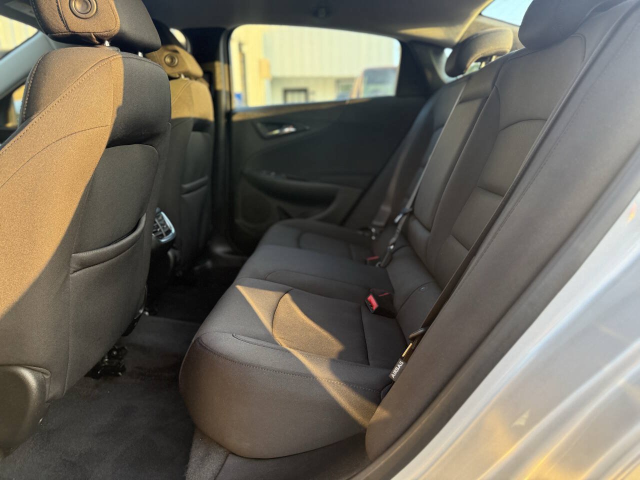 Used 2020 Chevrolet Malibu LT FWD image 13