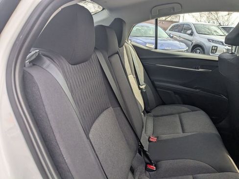 Used 2025 Toyota Camry LE image 30