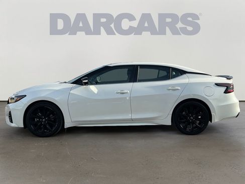 Used 2023 Nissan Maxima SR w/ Sport Mat Group image 3