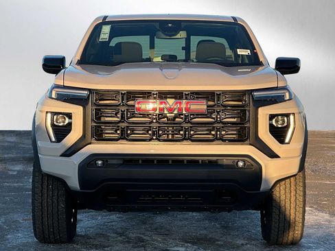 New 2026 GMC Canyon Elevation w/ Convenience Package image 8