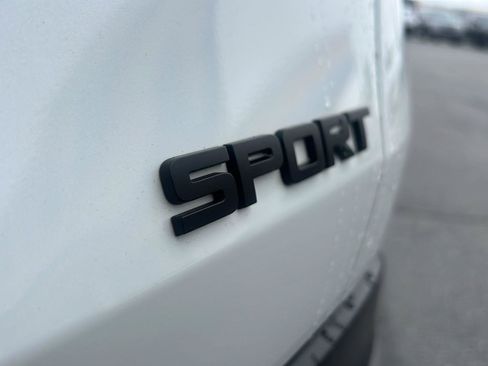 Certified 2023 Honda HR-V Sport image 12
