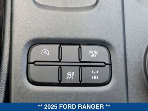 New 2025 Ford Ranger XLT w/ Black Appearance Package AWD/4WD image 34